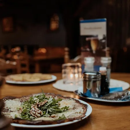 Han/Misafirhane Erve Kots Lievelde